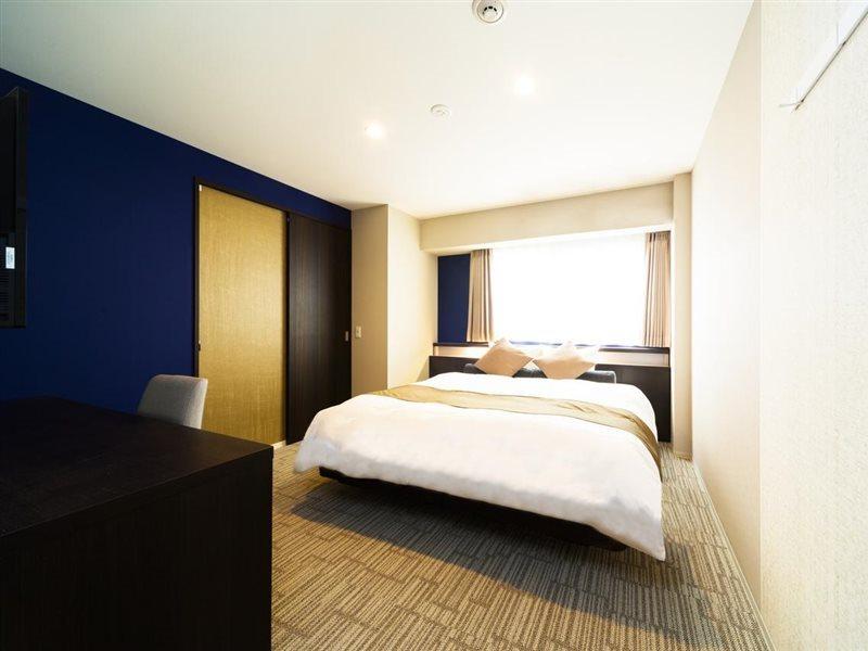Shinsaibashi Crystal Hotel Osaka Esterno foto