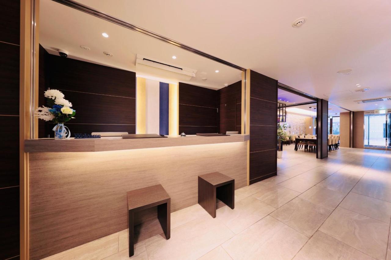 Shinsaibashi Crystal Hotel Osaka Esterno foto
