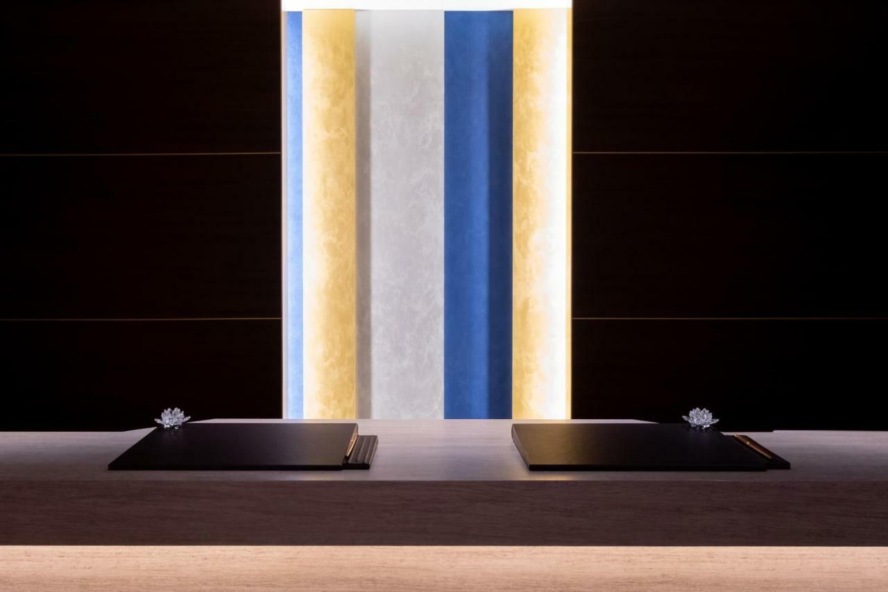 Shinsaibashi Crystal Hotel Osaka Esterno foto